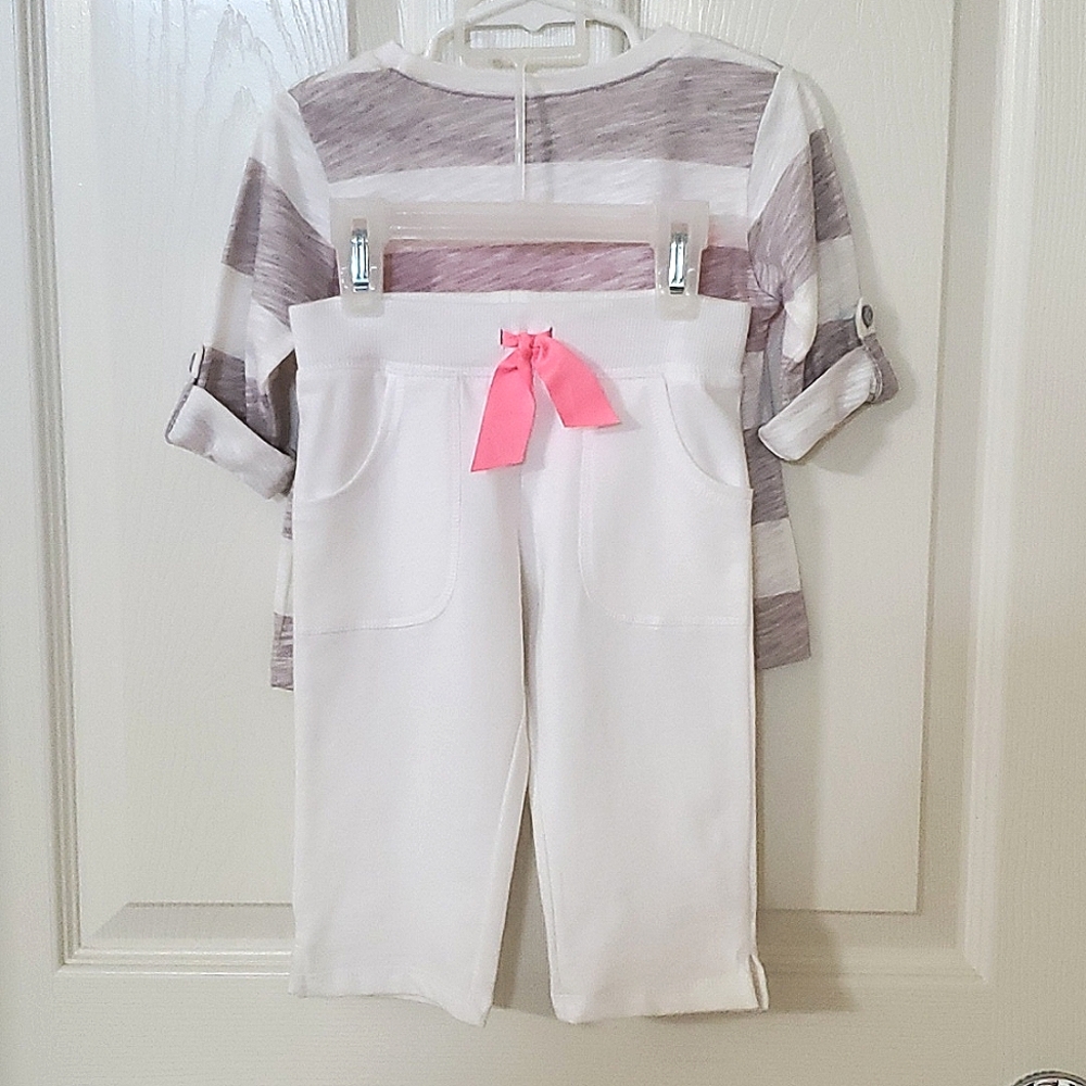 Carter's Toddler Girls Two Piece Outfit 18M Stripe Button Sleeve Top & 2T Pants - Picture 3 of 7